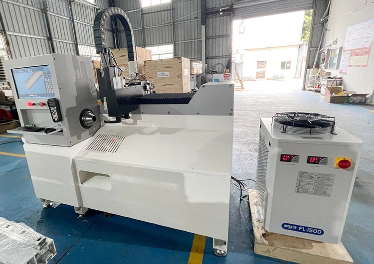 1.5kw 2kwhigh Speed Stainless Steel Carbon Round Square Rectangle Tube Laser Cutting Machine for Cutting Down Notching and Hole