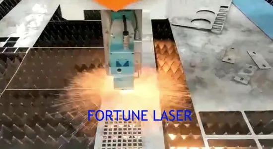 taglierina laser in fibra Max 6kw 8kw 10kw 12kw Ipg Raycus Copertura completa Macchina da taglio laser in fibra metallica CNC ad alte prestazioni per l'industria aerospaziale di macchine agricole